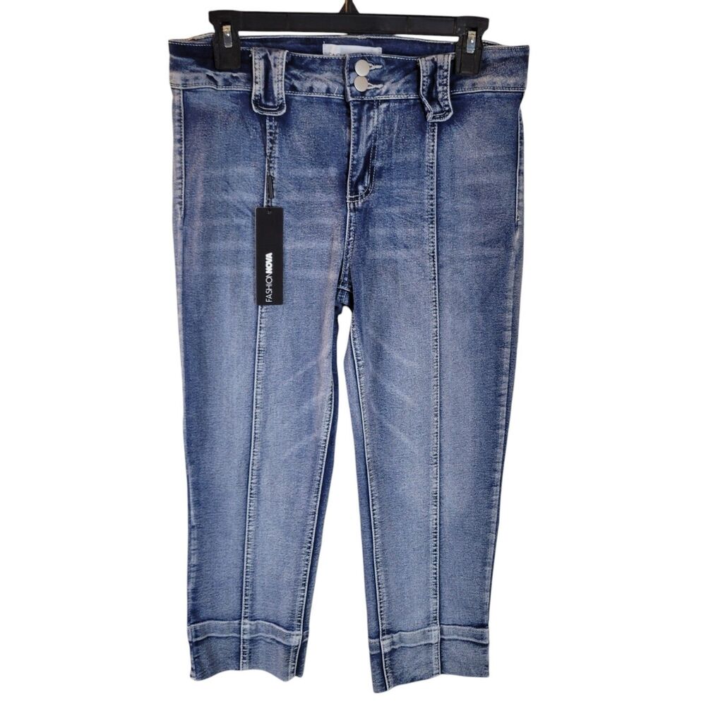 Fashion Nova Womens Size 11 Blue Solid Capri Jeans